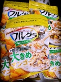 日本代购Calbee卡乐比 水果五谷杂粮芒果椰子味麦片200g冲饮麦片