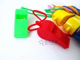 玩具批发彩色塑料口哨 带绳裁判加油球迷口哨救援口哨小孩礼品