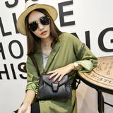 艾迪猫包包2016夏季新款潮韩版黑锁扣时尚流行女包小包柳钉斜跨包
