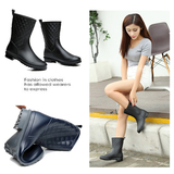 韩版时尚中筒雨靴女修身防滑厚底套鞋胶鞋成人雨鞋女时尚防水雨鞋