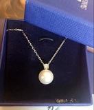 施华洛世奇珍珠项链大陆1100香港公价才900专柜代购 香港正品代购