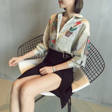 夏季新款韩版女艺术涂鸦印花长袖衬衫舒适丝质单排扣衬衣+D43