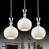 LED吊灯 现代简约创意三头陶瓷吊灯 餐厅灯 卧室灯客厅灯 阳台灯