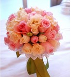日韩式新娘手捧花鲜花粉玫瑰红玫瑰白玫瑰绣球花东莞鲜花速递全国