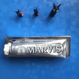 现货意大利Marvis 马尔斯 银白色 超强美白薄荷牙膏75ml 2件包邮