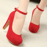 红色婚鞋高跟鞋 新款复古粗跟防水台单鞋女 脚腕系带绒面新娘鞋