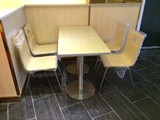 重庆快餐店桌椅 曲木椅子 餐厅桌椅 肯德基德克士麦当劳餐桌椅