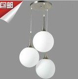 简约玻璃球吊灯 三头白球吊灯餐厅灯 时尚玻璃奶白圆球吊灯餐厅灯