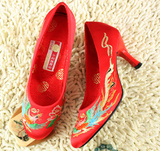 新款红色新娘婚鞋绣花鞋高跟单鞋女民族风中式礼服敬酒服龙凤褂鞋
