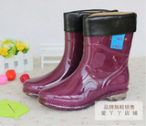 上海双钱新款时尚女款短筒水晶韩版加棉果冻水鞋保暖雨靴可脱卸