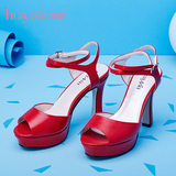 华耐女鞋夏季新款红色高跟鞋优雅细跟漆皮鞋女休闲低帮露趾凉鞋女