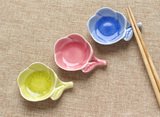 出口日式冰釉裂陶瓷筷子托 碟连架 筷架与碟子二合一 花朵调料蝶