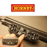 HORNBY HO火车轨道模型 1:87 灰色多编号拖斗车厢 门可开