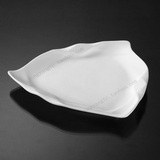 陶瓷盘子菜盘家用酒店餐具创意不规则水果沙拉西餐盘纯白钻石三角