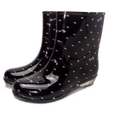 包邮 2014新款时尚雨鞋 雨靴 中筒 防滑 四色成人雨鞋送内增高垫