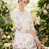 2016春装新款粉红玛丽正品 时尚钉珠蕾丝花修身中长款风衣外套女
