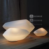 设计师的灯北欧卧室灯具简约创意床头灯温馨个性玻璃石头装饰台灯