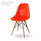 铂莱美创意靠背餐桌椅咖啡塑料椅休闲洽谈桌椅伊姆斯椅子15省包邮