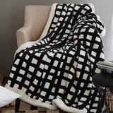 休闲经典黑白水晶绒加厚毛毯沙发膝盖车旅盖毯1.5米单人冬季格子