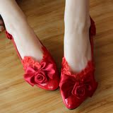 红色手工新娘鞋平跟 玫瑰花蝴蝶结婚鞋 蕾丝绣花平底鞋敬酒鞋女鞋