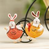 创意可爱多彩兔子装饰摆件客厅卧室 办公室桌面树脂工艺品