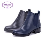 哈森 冬季圆头方跟短靴中跟牛皮压纹松紧带切尔西靴女HA49051