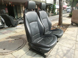 进口宝马Z4电动跑车座椅一对，原装黑色真皮，9成新，适合Z3安装