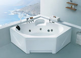 三角形扇型缸150F 按摩浴缸 舒适冲浪浴缸  不锈钢支架优质亚克力