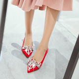 春季新款韩版低跟鞋串珠水钻粗跟单鞋红色浅口尖头大码女鞋低帮鞋