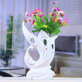 陶瓷器欧式白色孔雀小花瓶摆件现代简约创意插花装饰干花瓷瓶花器
