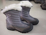 冬季防水羽绒雪地靴女保暖登山鞋防滑徒步运动鞋加毛户外防寒棉鞋