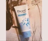 日本代购 Biore碧柔洗面奶温和水嫩洗面膏/洁面乳100g 敏感肌肤