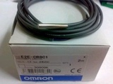 特价OMRON欧姆龙E2E-CR8C1   M4接近开关 NPN三线常开(高品质）