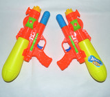高压抽拉式水枪大号儿童男孩沙滩玩具打气水枪儿童夏季戏水轻便枪