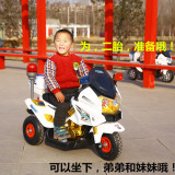 新款儿童电动摩托车三轮大号充气轮双驱动可坐可骑2-8岁玩具童车