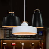 北欧复古个性创意铝材吊灯现代单头咖啡厅吧台餐厅火锅店实木吊灯