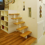 室内钢木 阁楼复式 实木楼梯踏板 一字形层板 龙骨几何踏板定制