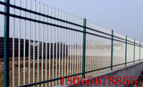 定做热镀锌栏杆防护栏围栏锌钢护栏栏栅围墙绿化栏杆