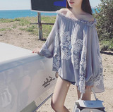2016夏秋新款韩国宽松性感沙滩一字领露肩雪纺衫长袖勾花蕾丝上衣