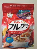 日本代购Calbee卡乐比麦片卡乐b水果颗粒果仁谷物儿童早餐麦片800