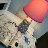 卡通屋小猫台灯卧室床头灯装饰可调光儿童台灯创意时尚卡通可爱