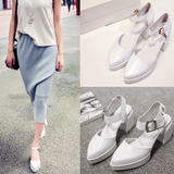 韩版夏季新款真皮白色包头粗跟凉鞋搭扣尖头罗马中高跟女式鞋子潮