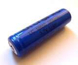 Ultrafire 18650充电电池 3200mAh 3.7V 强光手电筒专用锂电池
