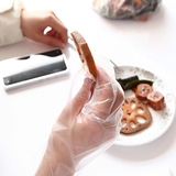 日本抽取式一次性手套加厚耐用PE薄膜手套家务卫生透明手套盒装