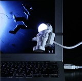 宇航员USB小夜灯光控声控太空人小台灯节能创意机器人键盘护眼灯