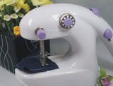 迷你家用缝纫机电动微型缝纫机 手持电动缝纫机