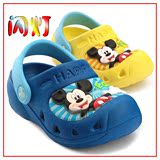 米奇迪士尼儿童居家凉鞋1-2-3岁闪灯男童夏季宝宝幼儿沙滩洞洞鞋