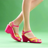 2016夏季新款罗马风糖果拼色七彩塑料凉鞋女款坡跟高跟沙滩凉鞋子
