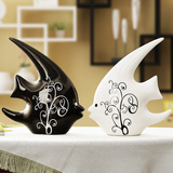 序强现代创意家居装饰品客厅电视柜摆件陶瓷工艺品摆件黑白燕子鱼
