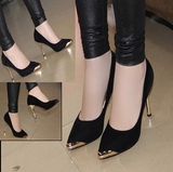 韩版秋季性感金属尖头高跟鞋黑色细跟单鞋瓢鞋中跟真皮工作女鞋33